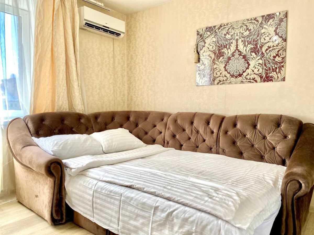 Apartpoltava: Elegant City Center Apartment Near Chestnut Alley Exterior photo